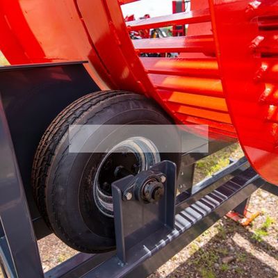 Μεγέθος εκφόρτωσης Προσαρμόσιμος μικρός και κινητός καυσόξυλος για αγροκτήματα