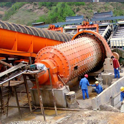 Βιομηχανικό 5 τόνων σφαιρικό μύλο της Ζιμπάμπουε με οριζόντιο περιστρεφόμενο σχεδιασμό και χωρητικότητα άλεσης