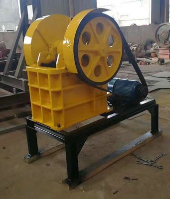 PE400x600 Χρυσό Ore πέτρα σαγόνι Crusher Μηχανή για έξοδο σε 30kw εργοστάσιο παραγωγής