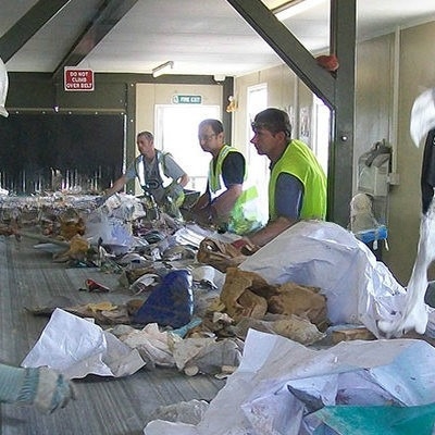 2200 KG Λειτουργία ανακύκλωσης αποβλήτων απορριμμάτων MSW Trommel Screen από εργοστάσιο παραγωγής